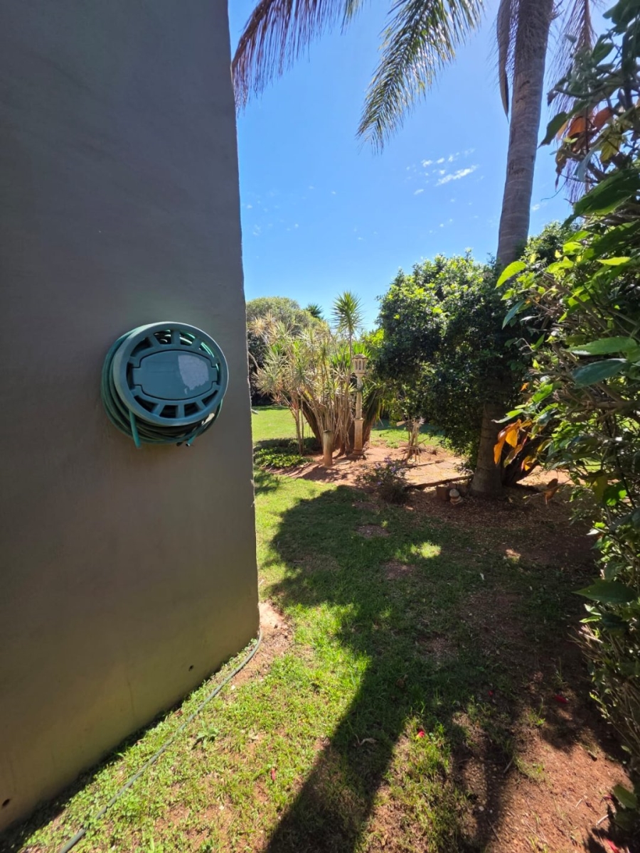 4 Bedroom Property for Sale in Wavecrest Eastern Cape